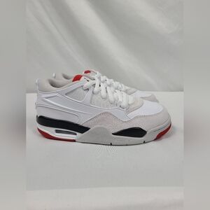 NIB Air Jordan 4 RM GS 'White Fire Red FQ7938-102 Size 4Y With Stickers